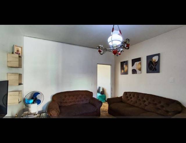 2 BEDROOM APARTMENT FOR SALE IN BENONI CENTRAL